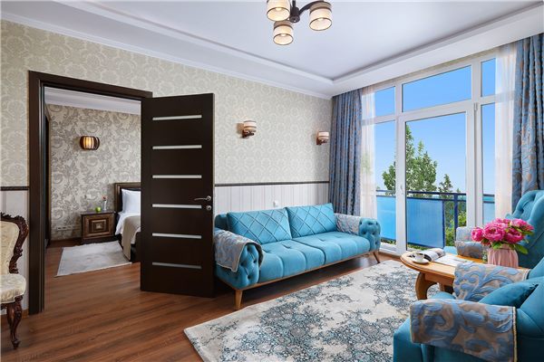 Люкс Suite в гостинице «Интер-Сухум» — фото 4 — фото 4